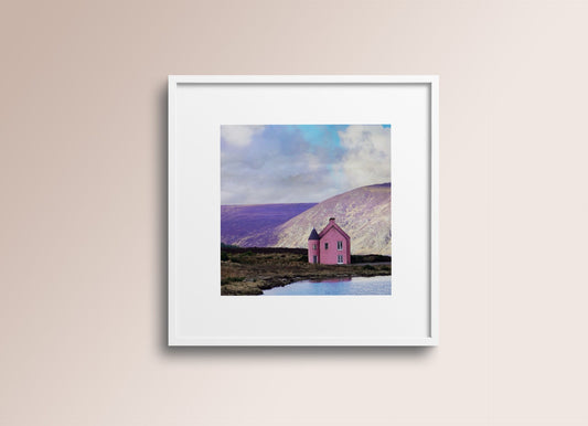 The Pink House, Highlands
